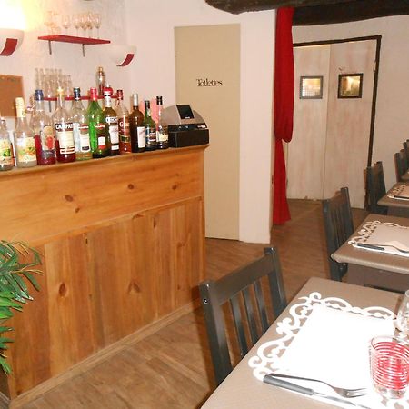 Le Palais, Hotel - Restaurant Апт Экстерьер фото